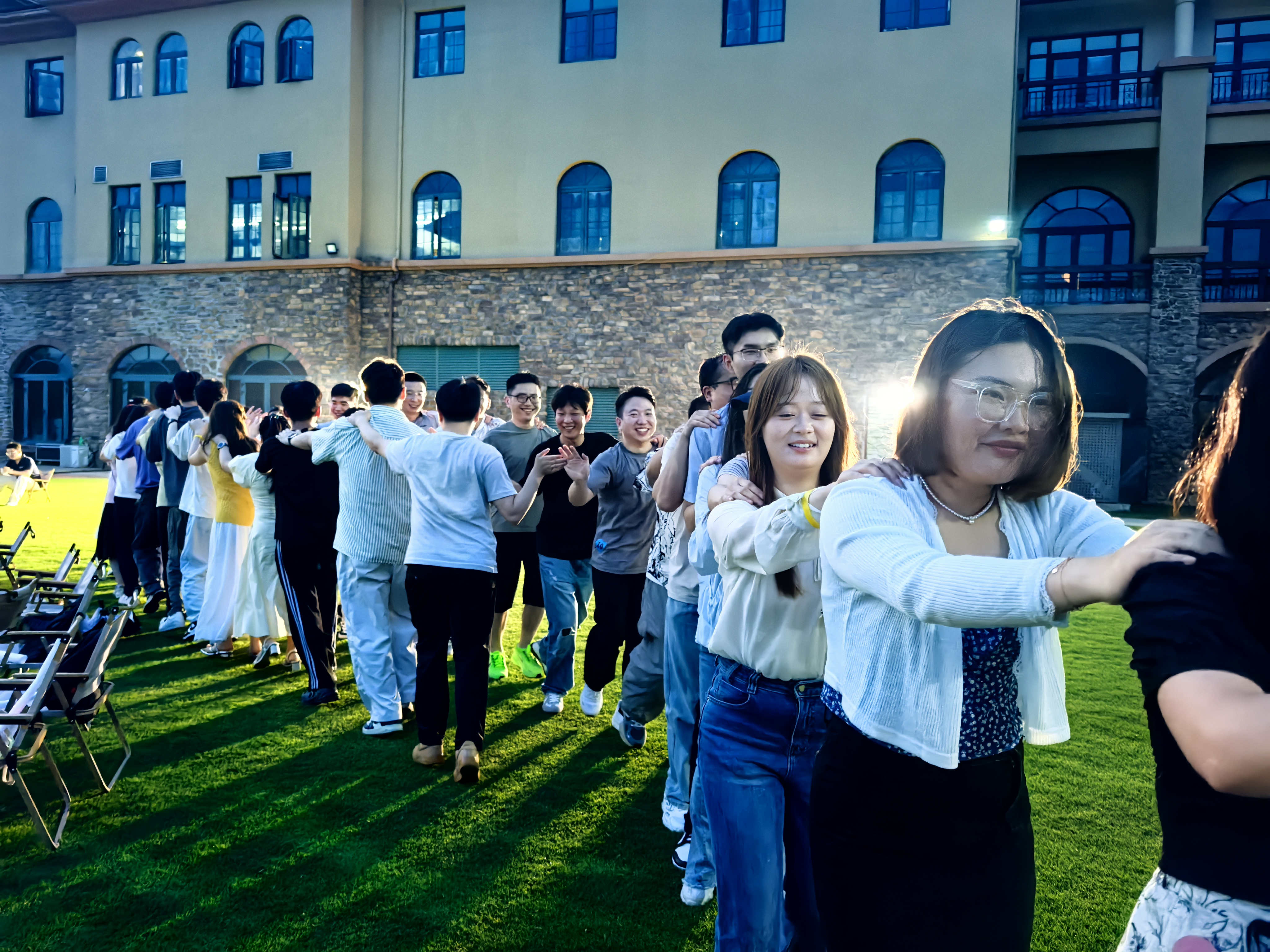 晶遇良缘 怦然"夕"动 完美收官